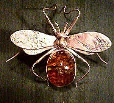 AMBER1.JPG (47007 bytes)